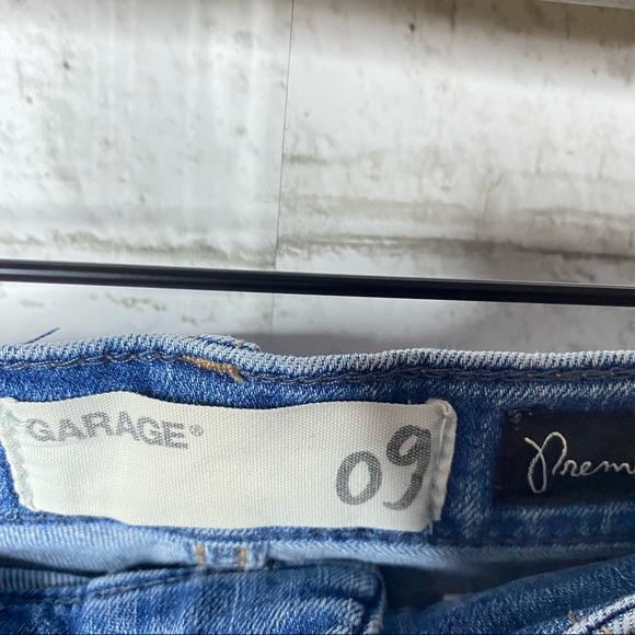 Garage Denim Ultra High Rise hole Jeans Size 9 - Picture 2 of 7